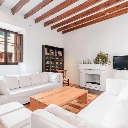 Felip Semesterbostad