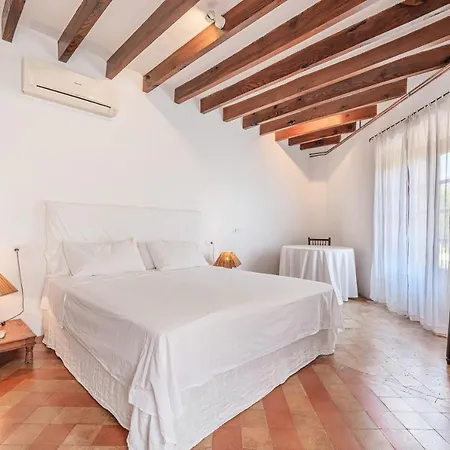 Felip Semesterbostad